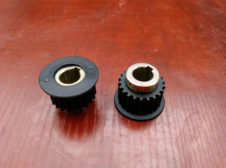 

Lift belt roller hole 15mm,width:15mm teeth space:5mm ,5m22