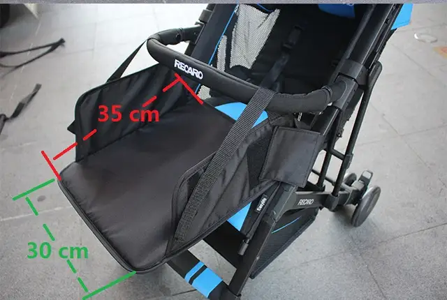 marche pied poussette recaro