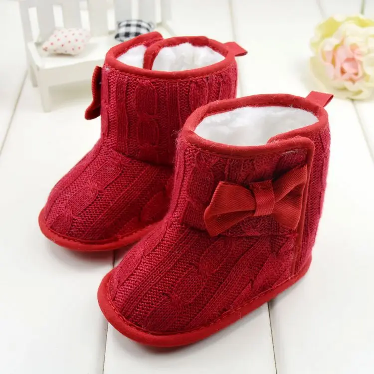 Детская зимняя обувь; теплые вязаные ботинки; зимняя флисовая обувь с бантом для младенцев; детская кроватка для малышей - Цвет: Красный