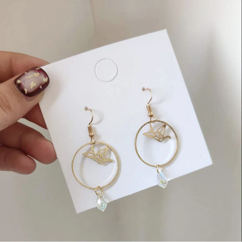 

Korean Cute Little Bird Dangle Earrings Metal Crystal Pendientes Earrings For Women Jewelry Hollow Geometric Round Drop Earrings
