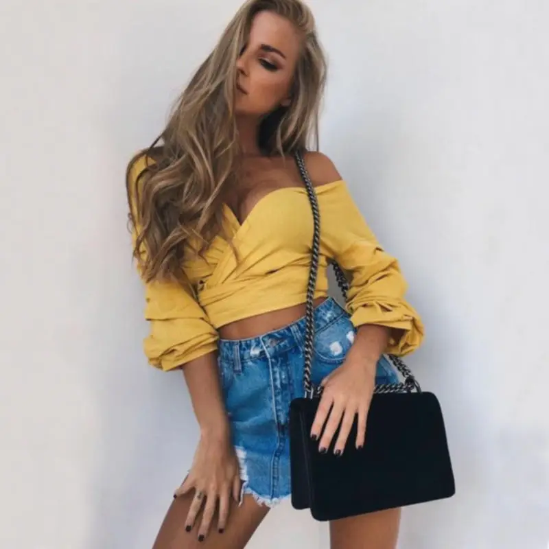 Женский короткий топ с открытыми плечами V образным вырезом и рукавом 3/4|crop top