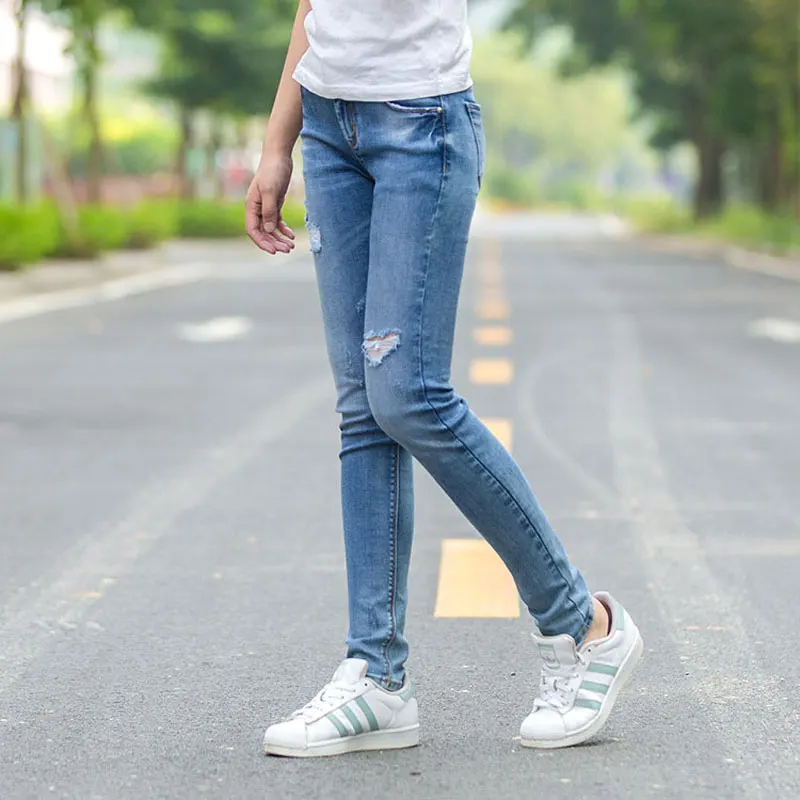 Синий Bleach Wash Distressed рок джинсы Для женщин Повседневное середины талии Button Fly Ripped
