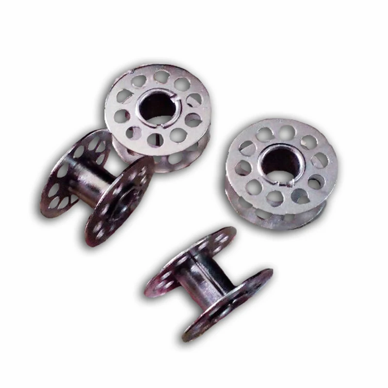 

1pc Old Fashioned Home Sewing Machine Parts 2518A Old Style Sewing Shuttle Cores 2.1cm*1cm Metal Bobbin Line Core Sewing Tools