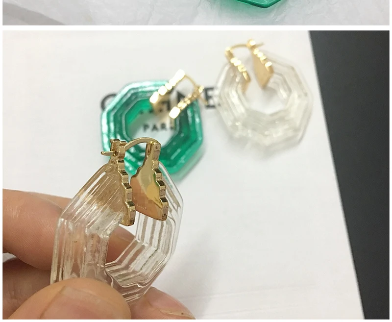 Acrylic-Earrings_04