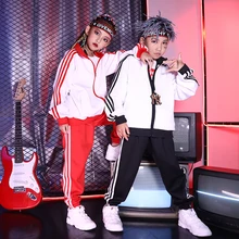 Черный, красный Детский комплект в стиле хип-хоп, костюмы для джазовых танцев, топы+ шорты, комплект из 2 предметов, унисекс, Студенческая уличная одежда для выступлений, DWY1032