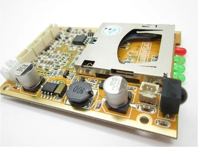  1-CH car dvr module D1 resolution Mpeg-4 compressive format 32GB sd card supported mini size 60*45m