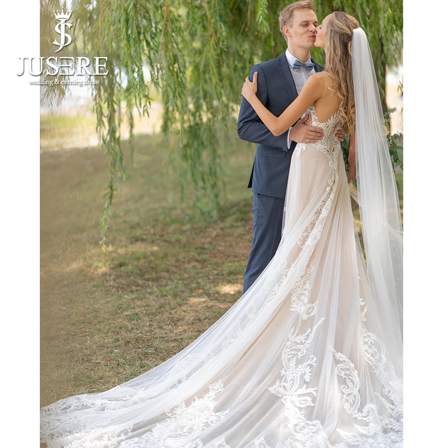 Рисунок 2 - Свадебное платье цвета шампанского