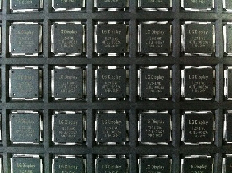 IC chip The integrated circuit TL2417MC |