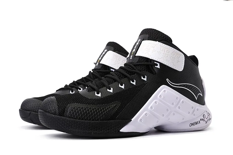 ONEMIX Newest Men Basketball Shoes Male Ankle Boots Anti-slip outdoor Sport Sneakers Plus Size EU 39-46 Free Shipping