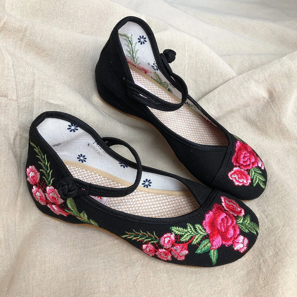 Veowalk Handmade Women's Vintage Embroidered Canvas Ballet Flats Ladies Comfortable Chinese Ballerinas Vegan Embroidery Shoes women shoes women flats