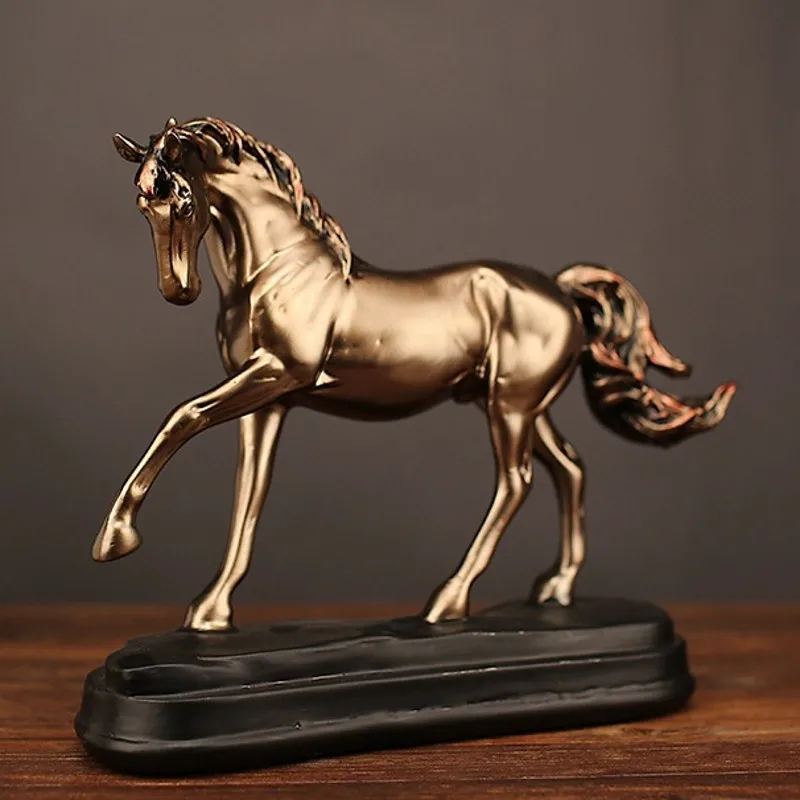 

Vintage Resin Horse Statues Figurines Ornaments Horse Sculpture Crafts Home Office Decoration Accessories Creative Wedding Gifts