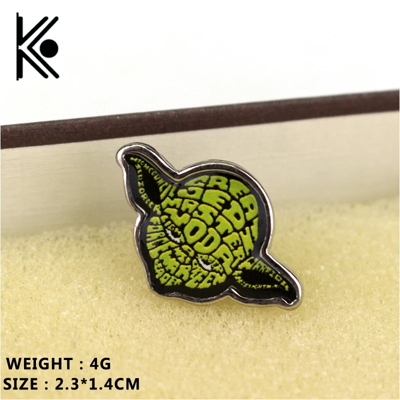 

wholesale Star Wars Brooch Emblem Badge can Master Yoda jewelry Metal Nice Jewelry for friend Gift aliens brooch birthday gift
