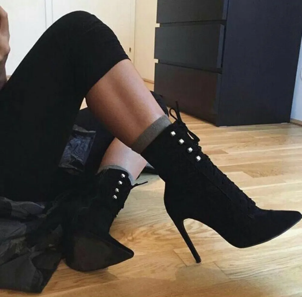 Monmoira Sexy Rivets Pointed Toe Ankle Boots For Women Lace Up Cross