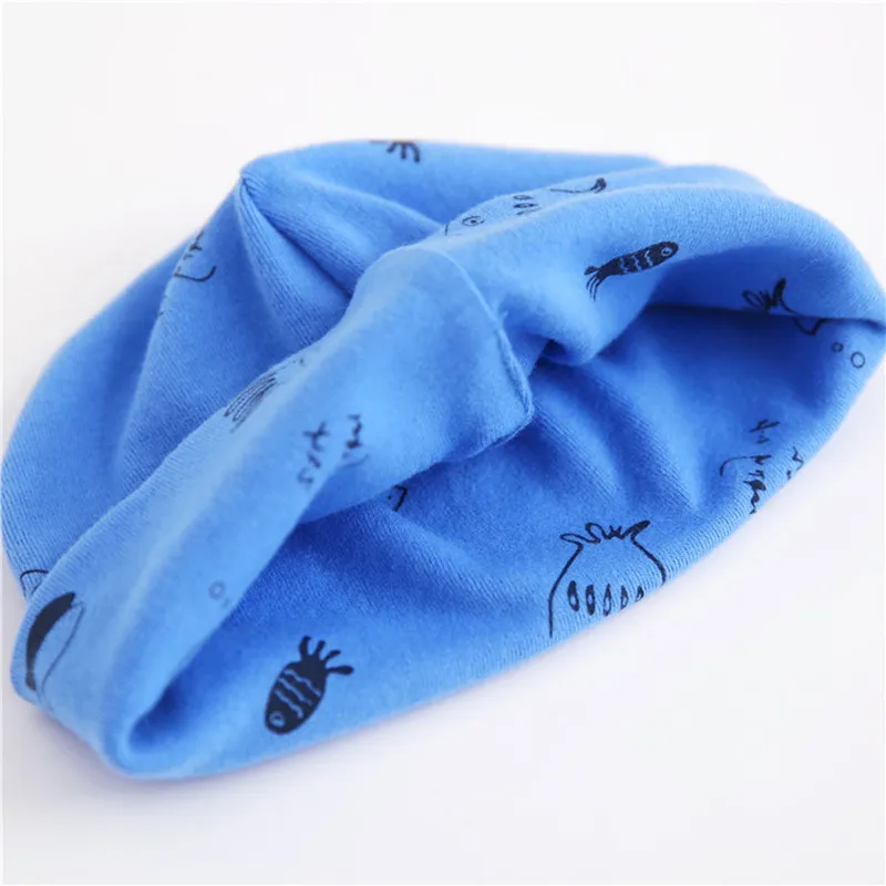 6074798915_568943679_