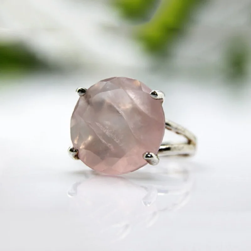 

Pink Stone Ring Sliver Color Round Moonstone Rings for Women Gifts Trend Jewelry Princess Ring Anel Zirconia Z5X712