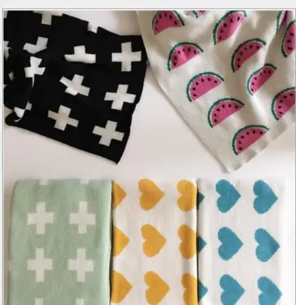 110*90cm Baby Blanket Black White Rabbit Swan Cross Knitted soft kids baby blankets newborn Bed Sofa throw blanket baby swaddle 110*90cm Baby Blanket Black White Rabbit Swan Cross Knitted soft kids baby blankets newborn Bed Sofa throw blanket baby swaddle