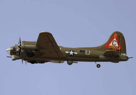 freewing-b17-flying-fortress-7