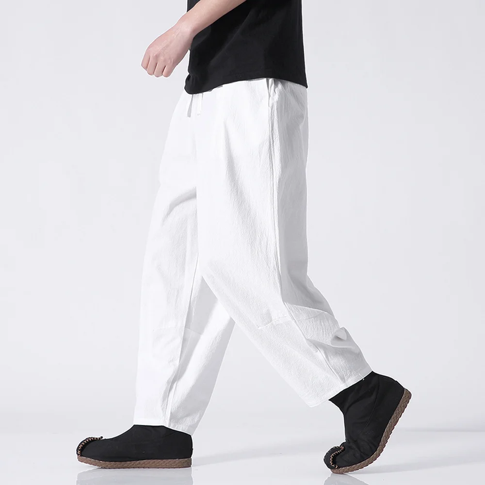 Китайские традиционные кунг-фу wushu Брюки Одежда для мужчин Восточный Стиль Широкие брюки уличная сплошной цвет плюс размер 5XL - Цвет: white