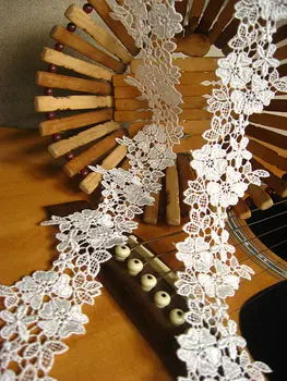 

off White venise lace trim, crocheted , retro floral vintage flowers lace trim, bridal lace, DG009 10yards