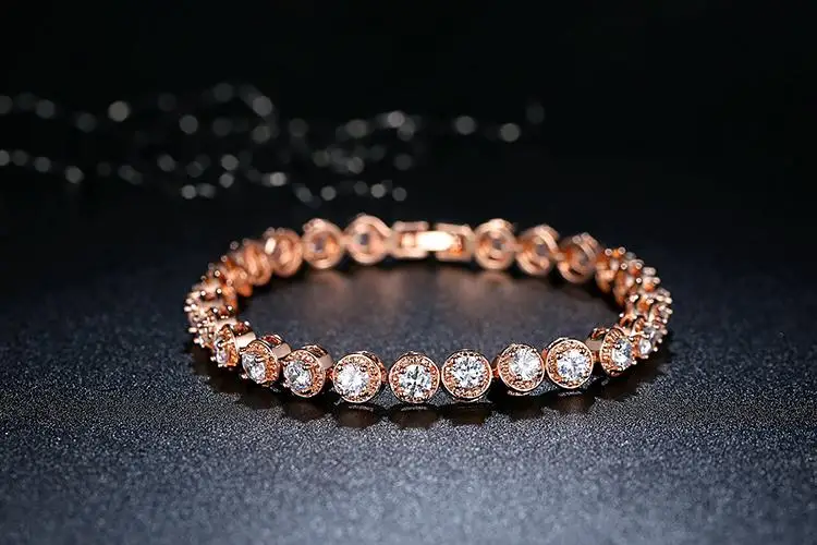 Rose Gold Plated Bracelet with Cubic Zirconia in white Rose Gold Plated Bracelet with Cubic Zirconia in white