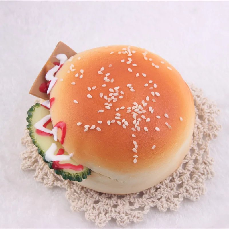 1pcs Simulation Bread Hamburger Mini Fairy Home Decorations Food Model Fake Cake Baby Early Educational Kid Kitchen Toys |
