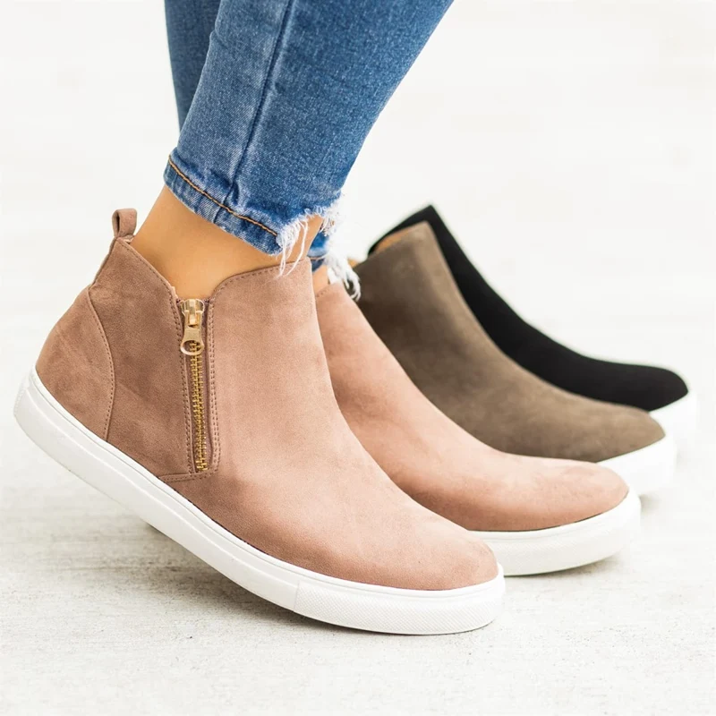 

2019 Fashion Women Vulcanize Shoes Leather Ankle Shoes Ladies Zipper Flat Casual Shoes Fashion Retro Sneakers Plus Size
