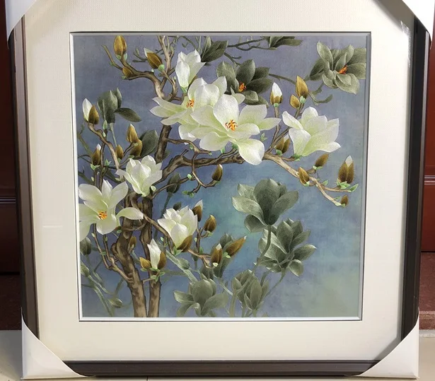 

Handmade 100% Mulberry Silk Thread Finished Suzhou Embroidery not include frame ,yulan flowers 35*35cm