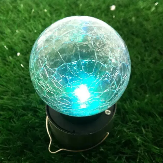 Chiclits LED Solar Powered Glass Ball Lamp Crack Solar Hanging Crackle Ball Light for Garden Decoration Night lighting (6)