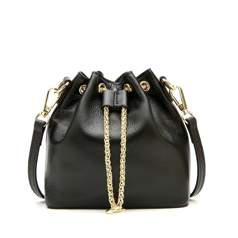 The small and exquisite women messenger bags add color to the romantic and elegant life. The new trend cowhide bucket bag