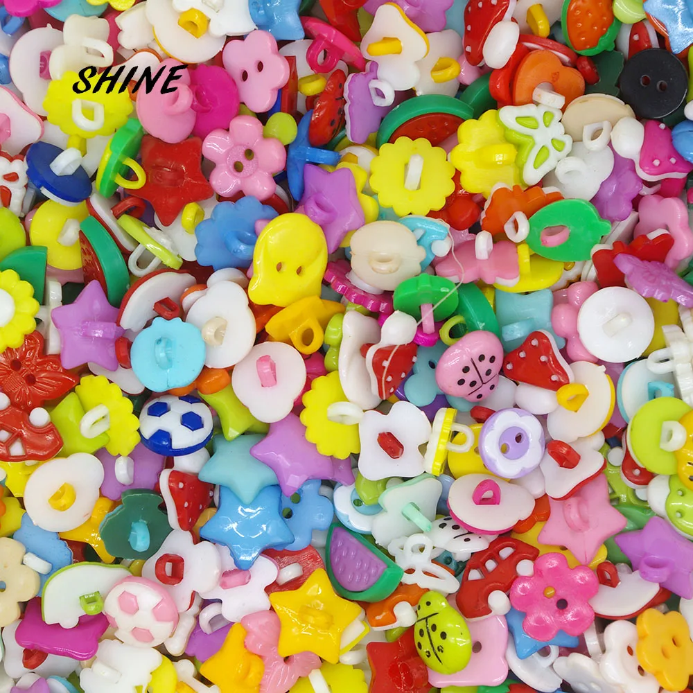 

SHINE Brand 100PCs 25-35Patterns Mixed Randomly Cartoon button for KIDS Clothes Accessory W20003