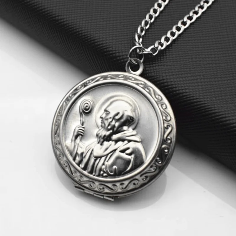 

The Saint Benedict Medal Lockets Stainless Steel Big 31x35mm Religious Father Embossment Style Locket for Men Wholesale 10pcs