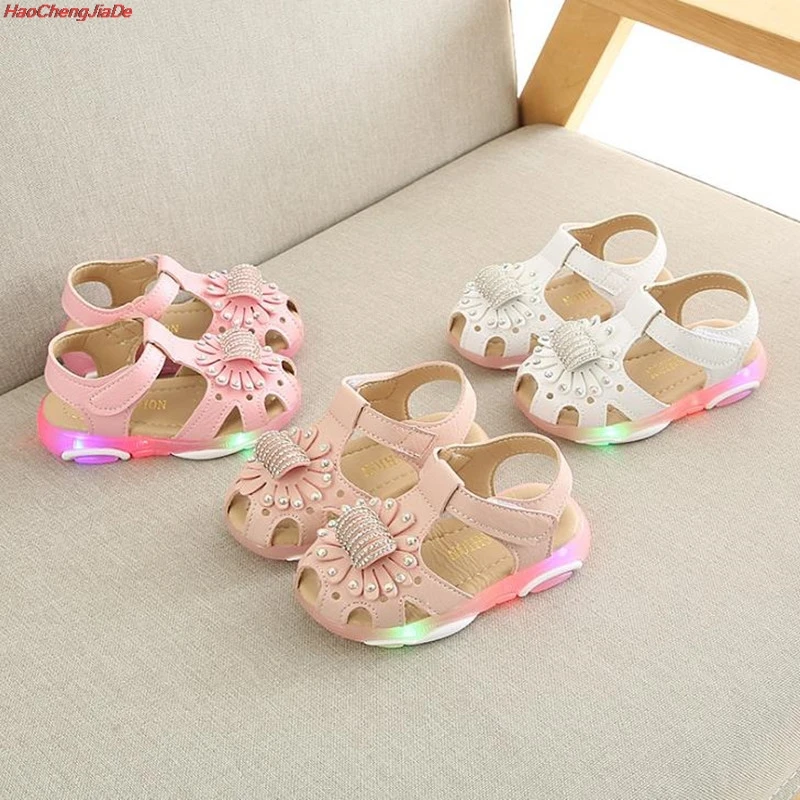 

HaoChengJiaDe Hot Sale Summer Baby Girl Sandals Bowtie Children Shoes PU Leather Small Kids Sandal Princess Girls Shoe LED Light