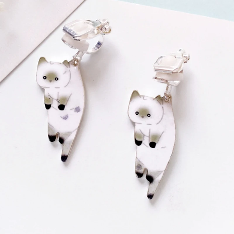 Милые серьги с черным котом для женщин, ювелирные изделия, трендовые серьги с белым котом, вечерние серьги в стиле ретро, гипоаллергенные свадебные серьги-капли - Окраска металла: White Ear Clip