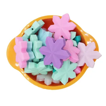

5Pcs/Pack New Snowflake Shape Silicone Beads Food Grade Teether Beads Baby Teething Chewable Cartoon Beads Dental Care Teethers