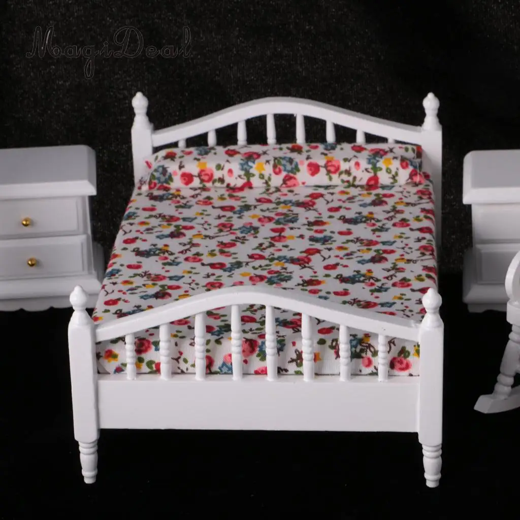 European Retro Design 1:12 Dollhouse Miniature White Wooden Bedroom Double Bed Dresser Mirror Chair Furniture Accs Kids Toys