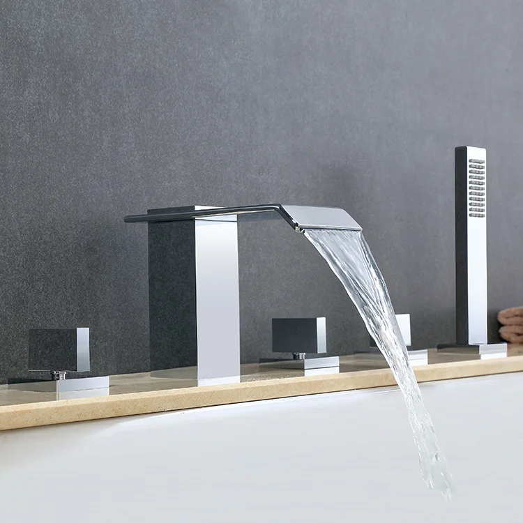 8911597496_917051454