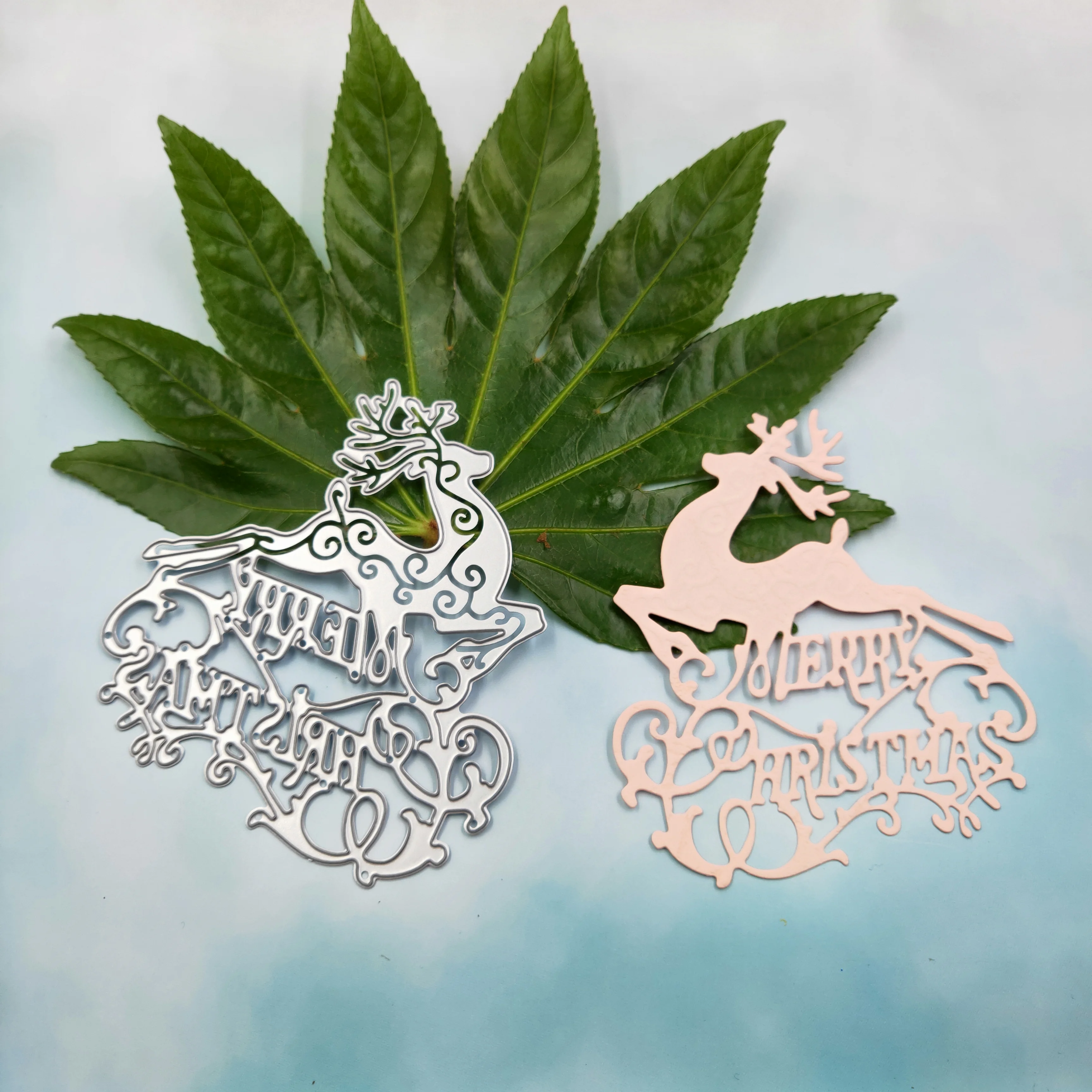 

Merry christmas reindeer die METAL CUTTING DIES 2018 New cut Scrapbook paper craft card album punch knife art cutter