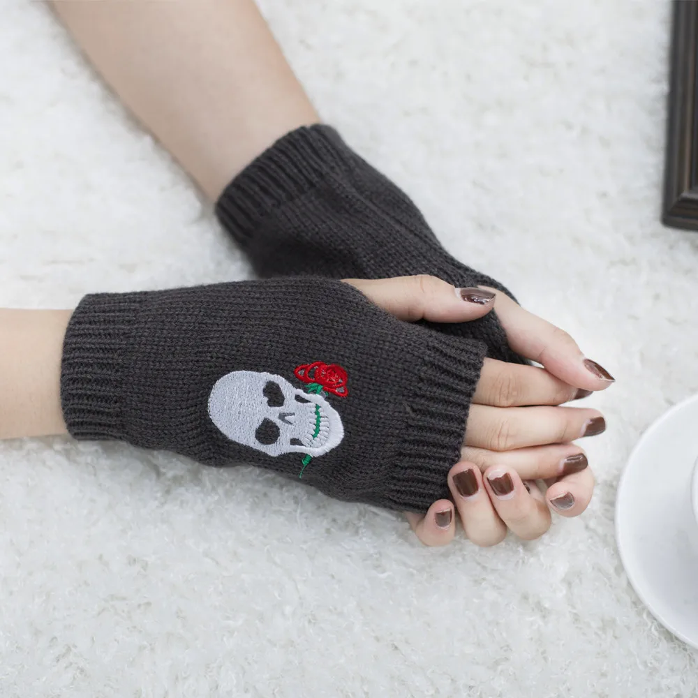 Перчатки без пальцев на Хэллоуин для женщин и девушек, мягкие теплые варежки с принтом черепа, вязаные теплые зимние женские перчатки ручной работы