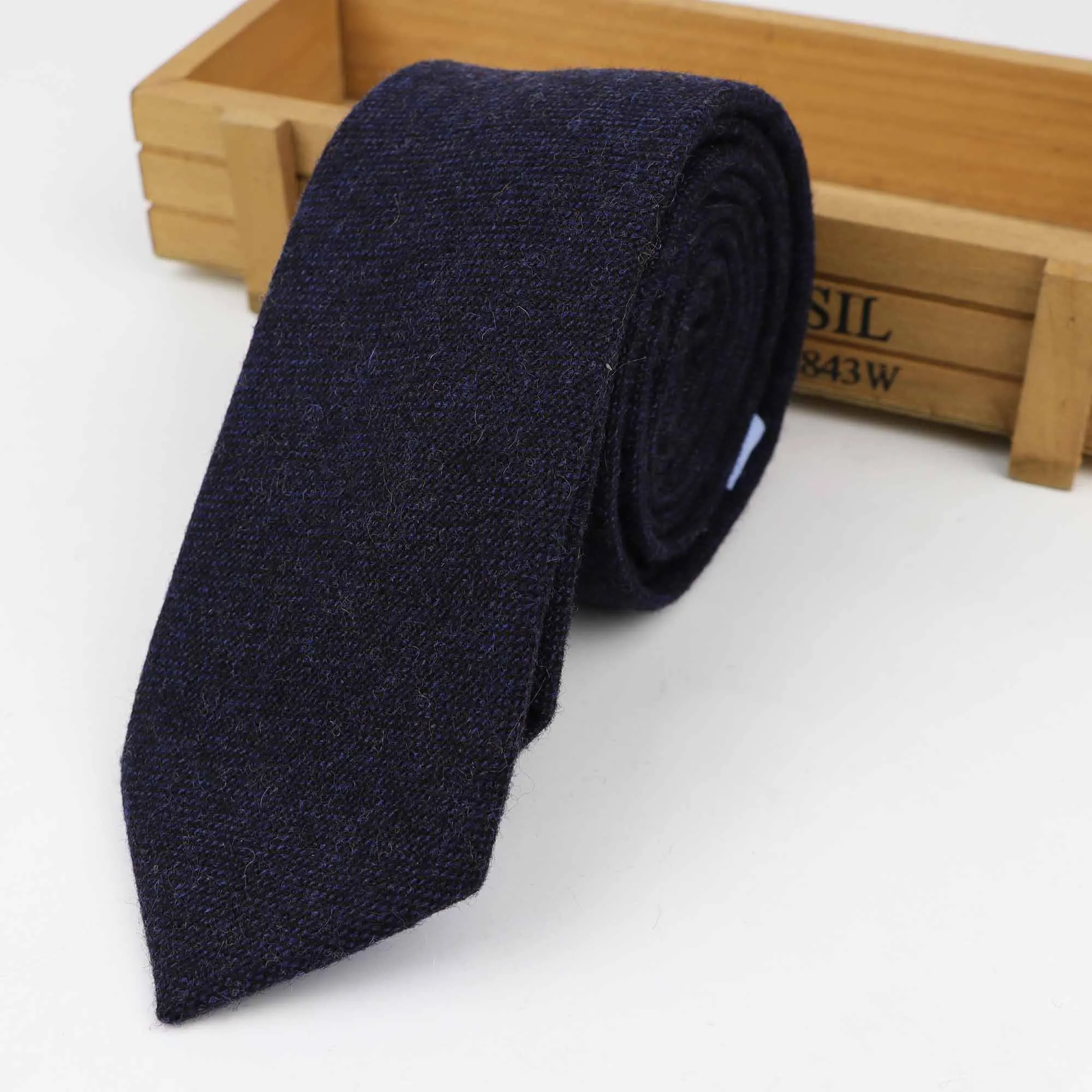 New Style Wool Viscose Tie 7cm Ties Fluffy Solid Color Corbata Slim Striped Necktie Cravat Clothing Accessories Warm Dot Ties - Цвет: 26