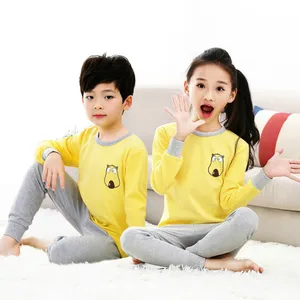 Детская Костюмы комплект пижамы наборы Дети футболка для девочек комплект брюк костюм Одежда для новорожденных мальчиков Пижамный комплект для мальчика Костюмы - изображение