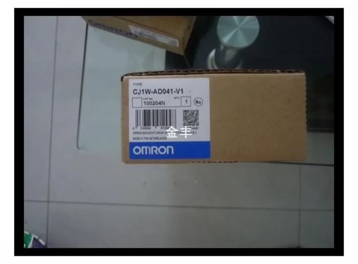 Оригинальный ПЛК Модуль CJ1W-AD081-V1