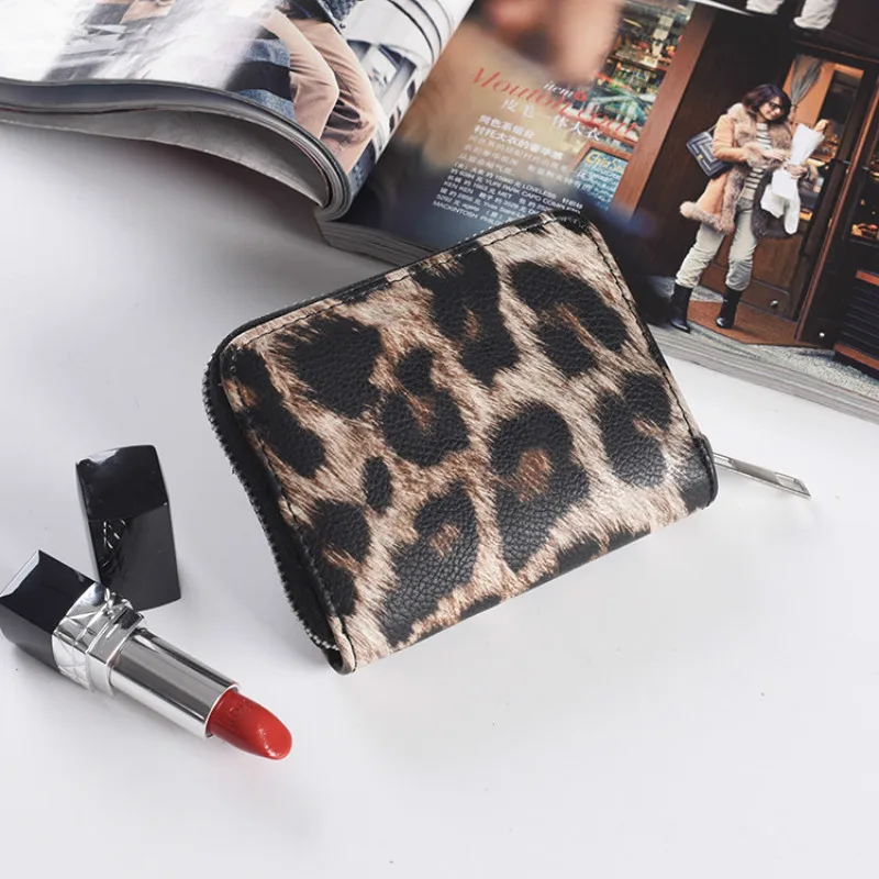 

2019 New Fashion Women Wallet Small Cute Short Pu Leather Girl Wallets Zipper Purses Leopard Animal Print Card Holder Zip Around