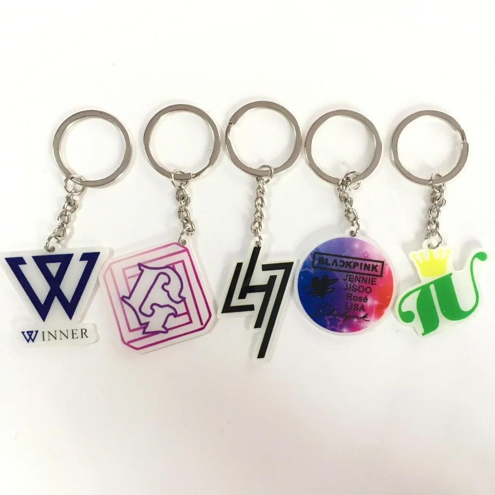 

1PC KPOP BTS WINNER EXO GOT7 GF IU Acrylic Keychain Fashion Cute Keyring