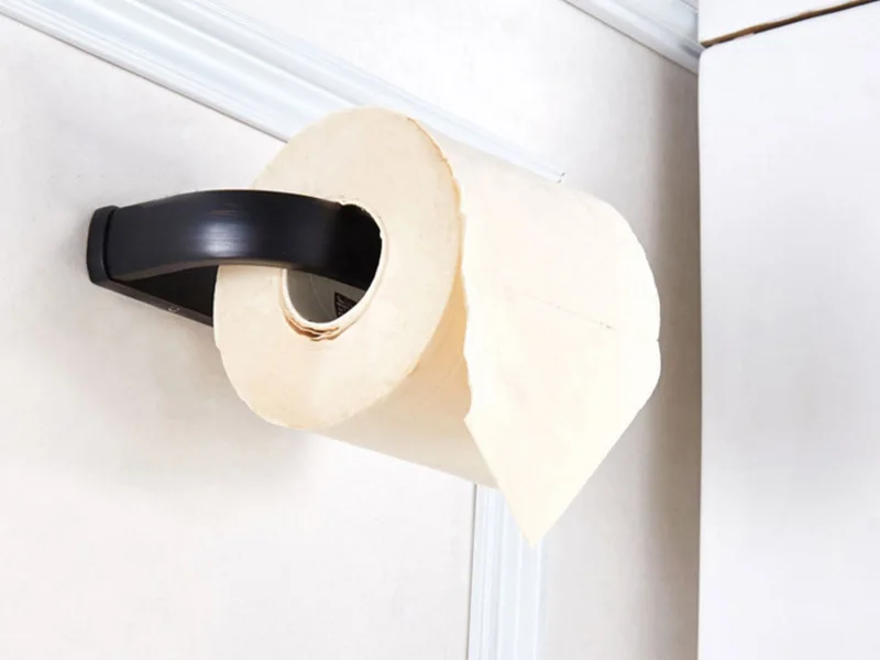 black towel paper holder 1