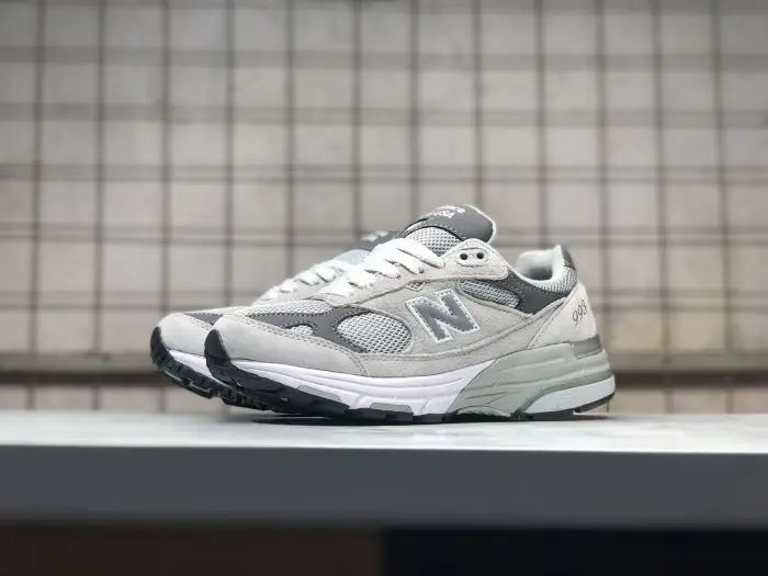 جديد نمط جديد التوازن 993 أحذية الركض للرجال أحذية كرة الريشة