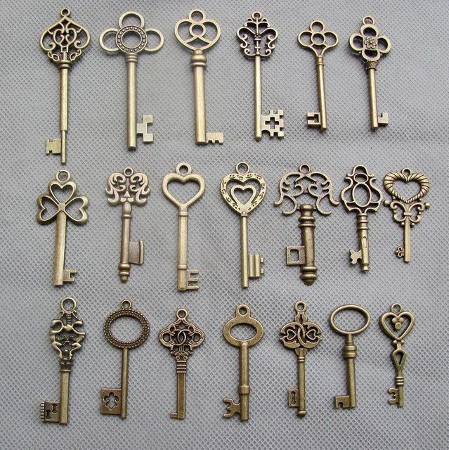 Mixed 20Pcs Antique vintage Bronze Alloy Keys Skeleton Key pendants