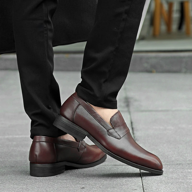 Hollow Forma Brown Pattern on Four Da Vaca Man Para Sapato Black Slip black Couro Genuíno Vestir Casamento Season black brown 2019 brown Sapatos amp; Classic Escritório Homens De Season Hollow Moda Trabalho PTpwpq