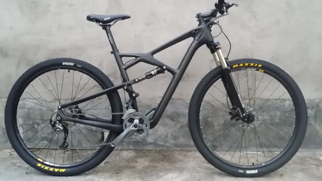 Cheap shock Suspension mountain bike/bicycle frame,OEM 29er Carbon fiber carbon Suspension MTB bike frame complete bicycle