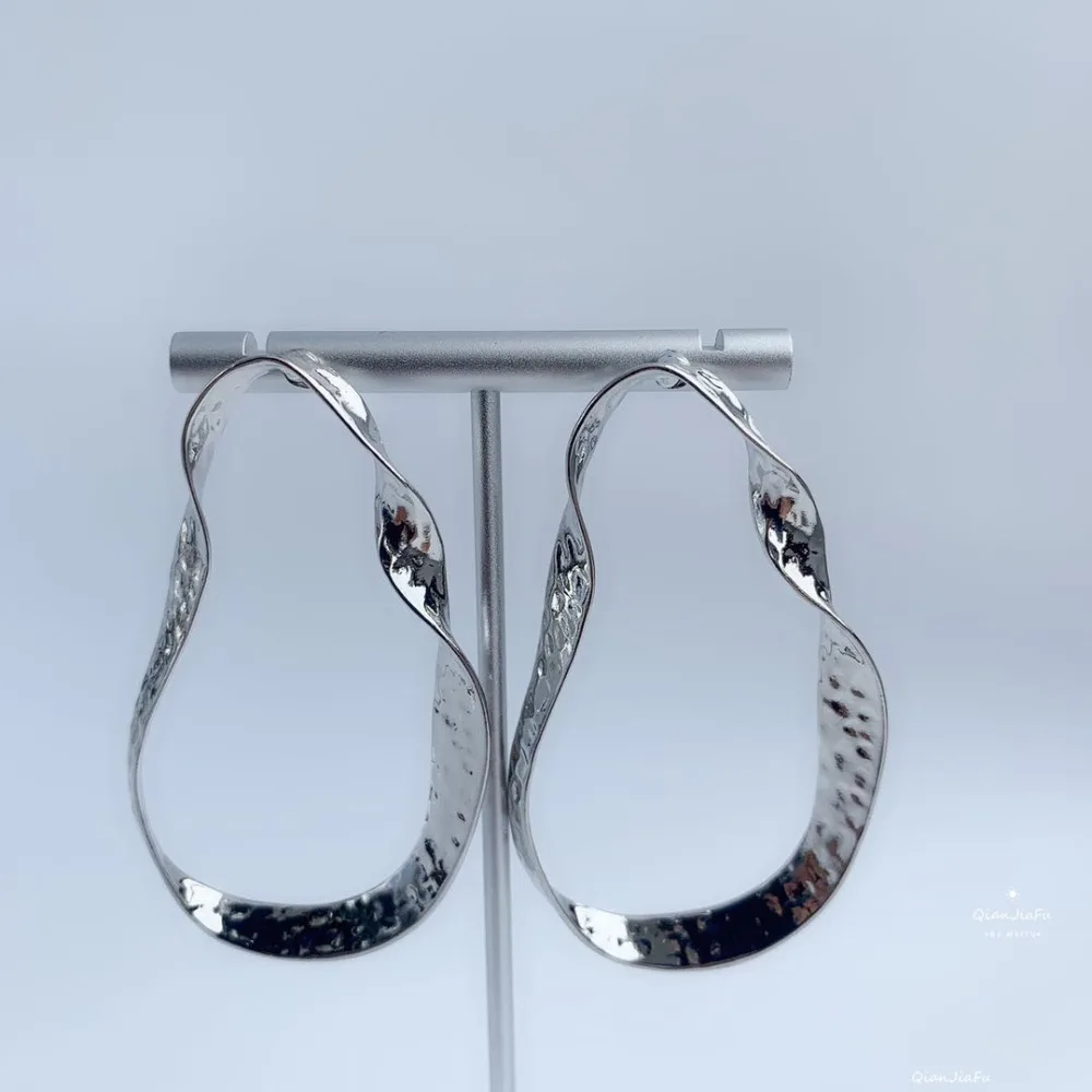 

NEW RHODIUM EARRINGS FASHION JEWELRY EARRINGS WEDDING PARTY GIFTS FEMALE ACCESSORIES GOOD QUALITY