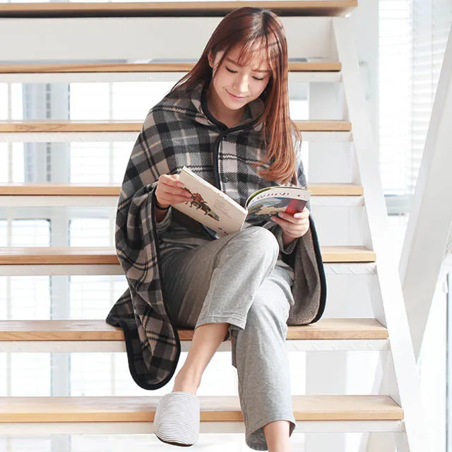 Multifunction Women Shawl 2018 Plaid Blanket Throw on Sofa Bed Scarf New Winter Celebrity Womens Christmas gift Fashion Cape